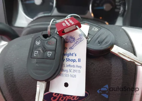 2013 Ford F-150 Platinum z USA, uszkodzony, nr VIN 1FTFW1EF7DFA09535